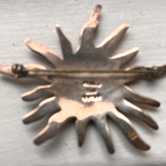 “Vintage Mexico 925 Sterling Sunburst Brooch – Bold Silver Pin” - Picture 2 of 3